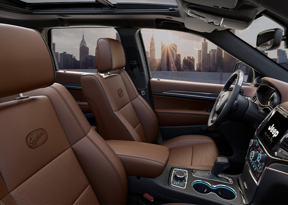 Jeep® Grand Cherokee Luxury SUV Interior